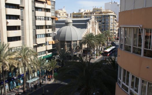ELEGANT STYLE  APARTMENT IN THE CENTER OF ALICANTE