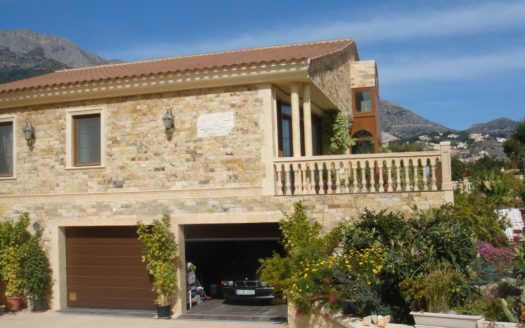 STUNNING  VILLA WITH VIEWS IN ALTEA LA VELLA
