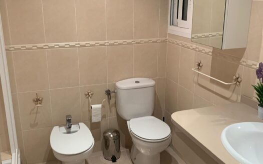 АРЕНДА КВАРТИРЫ В БЕНИДОРМЕ, ПЕРВАЯ ЛИНИЯ
