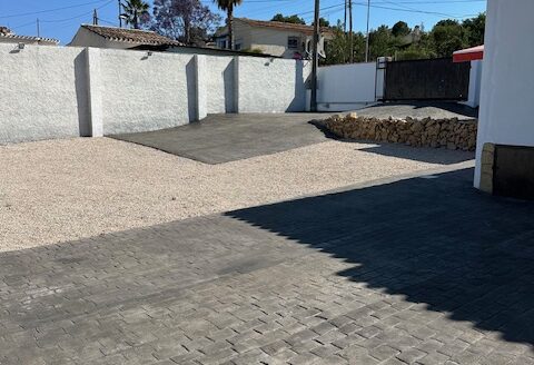 HOUSE WITH THE POOL IN LA NUCIA