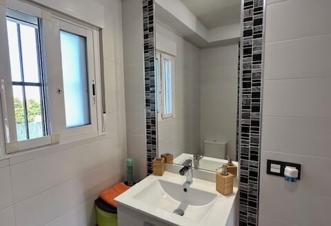 HOUSE WITH THE POOL IN LA NUCIA