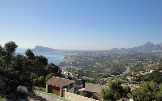PLOT IN ALTEA HILLS