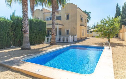 TOWNHOUSE IN ALTEA
