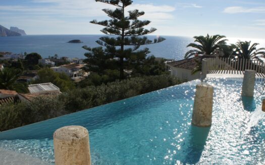 LUXURY HOUSE IN ALTEA