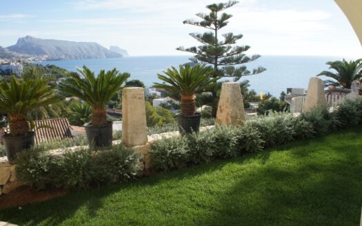 LUXURY HOUSE IN ALTEA