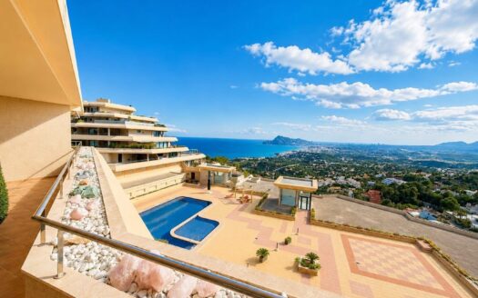 PENTHOUSE IN ALTEA