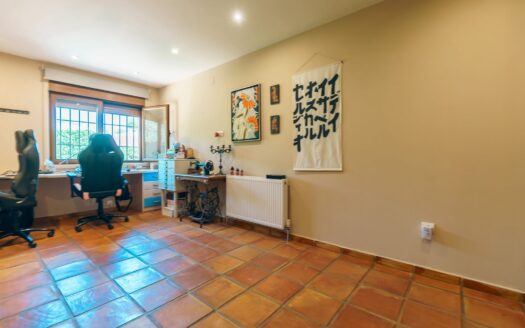 CHALET EN LA NUCIA
